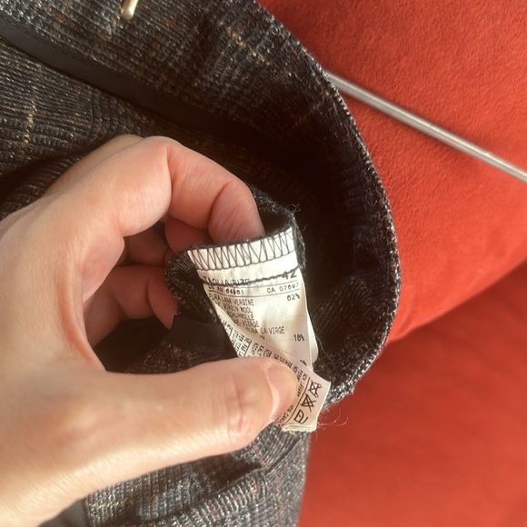 Benetton black plaid wool pants. Size 6 (42) - Picture 4 of 5